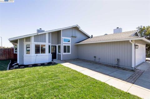 4250 Sequoia Dr, Oakley, CA 94561 photo 1