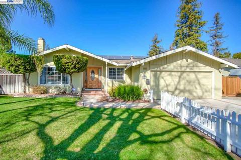 4915 Windermere Dr, Newark, CA 94560 photo 1
