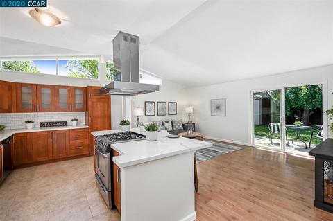 3366 Bennett Way, Concord, CA 94519 photo 1