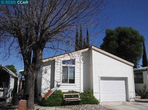 105 Reef Dr, Pittsburg, CA 94565 photo 1