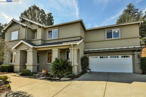 330 Denise Ln, Lafayette, CA 94549 photo 1