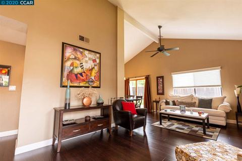 2131 N Peak Pl, Martinez, CA 94553 photo 1