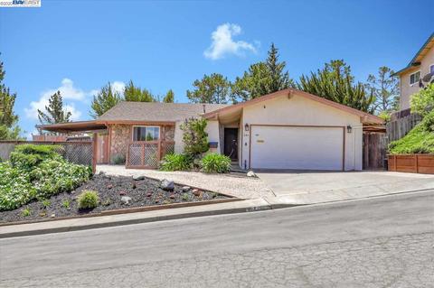 241 Barcelona St, Vallejo, CA 94591 photo 1