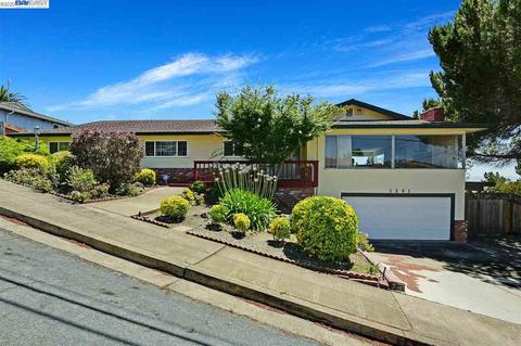 1301 View Dr, San Leandro, CA 94577 photo 1