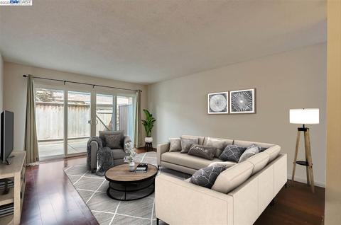 14145 Doolittle Dr, San Leandro, CA 94577 photo 1