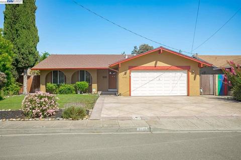 6845 Penn Dr, Dublin, CA 94568 photo 1