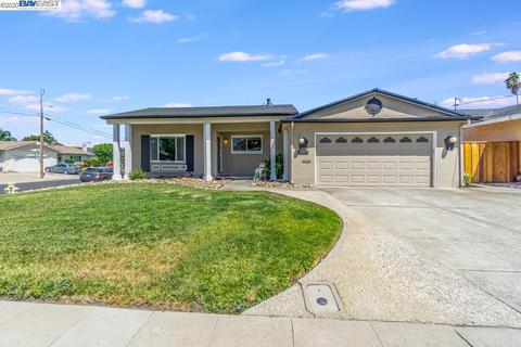 6837 Eden St, Dublin, CA 94568 photo 1