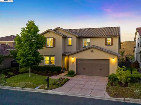 80 Benmore Dr, Hayward, CA 94542 photo 1