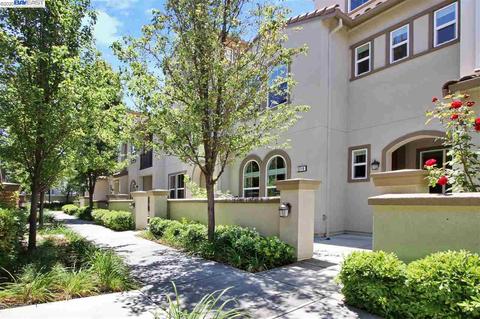 5218 Fioli Loop, San Ramon, CA 94582 photo 1
