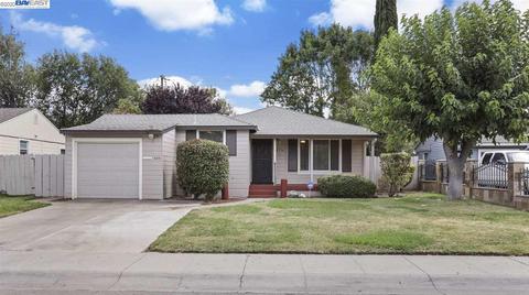 426 W 20th St, Tracy, CA 95376 photo 1
