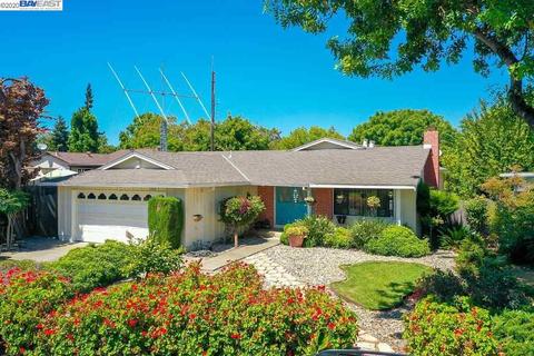 33586 Colgate Dr, Union City, CA 94587 photo 1