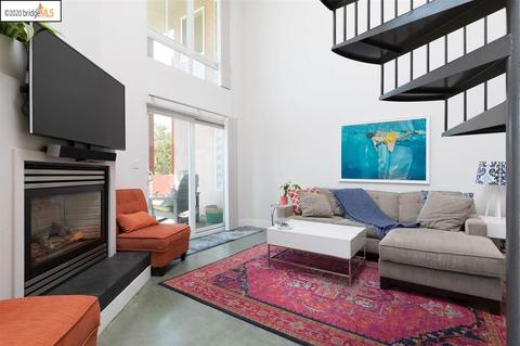 675 8th St #8, Oakland, CA 94607 photo 1