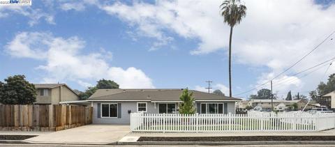 205 E I St, Oakdale, CA 95361 photo 1