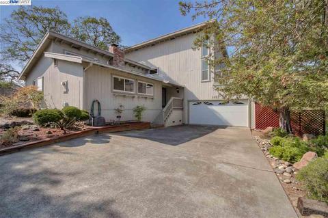 1422 Linton Pl, Martinez, CA 94553 photo 1