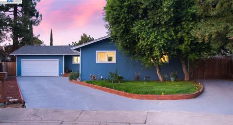 3967 Kauri Ct, Concord, CA 94521 photo 1