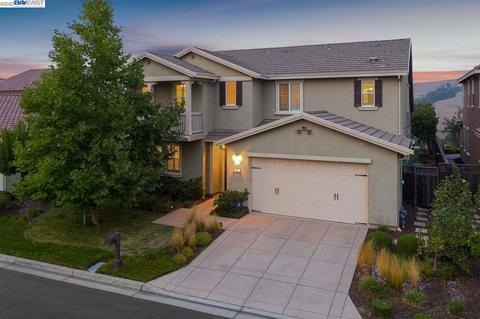 72 Benmore, Hayward, CA 94542 photo 1