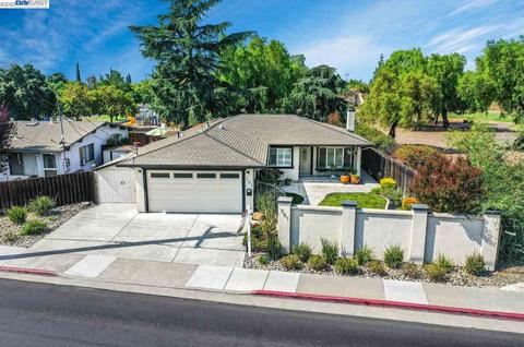 751 Holmes St, Livermore, CA 94550 photo 1