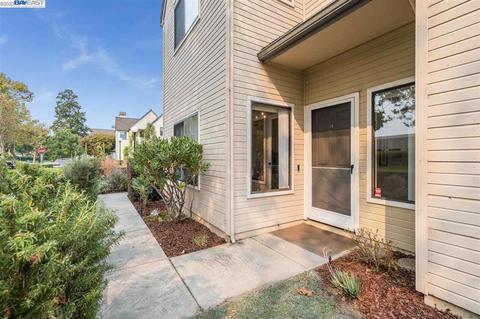 2 Redondo Ct, Alameda, CA 94501 photo 1