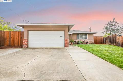 524 Eleanor Pl, Hayward, CA 94544 photo 1