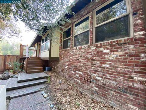 1069 Saint Francis Dr, Concord, CA 94518 photo 1