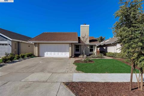 4247 Warbler Loop, Fremont, CA 94555 photo 1