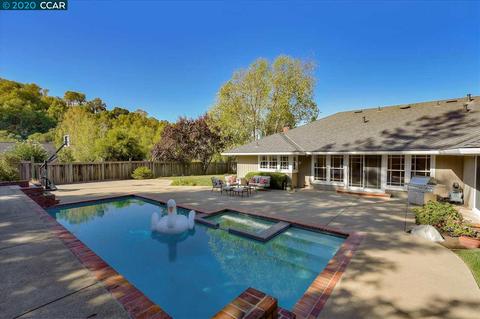 2 Magee Ct, Moraga, CA 94556 photo 1