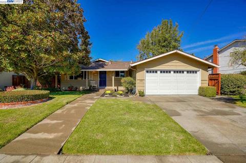 11754 Solana Dr, Dublin, CA 94568 photo 1