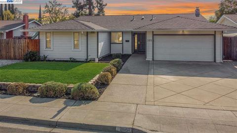 205 Garnet Dr, Livermore, CA 94550 photo 1