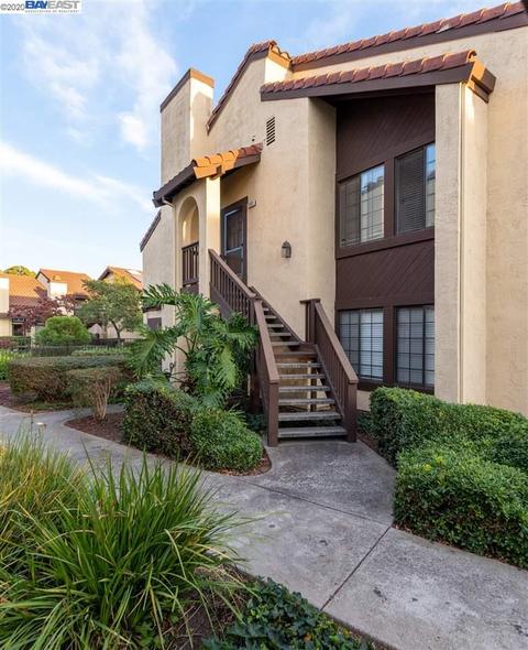 14372 Outrigger Dr, San Leandro, CA 94577 photo 1