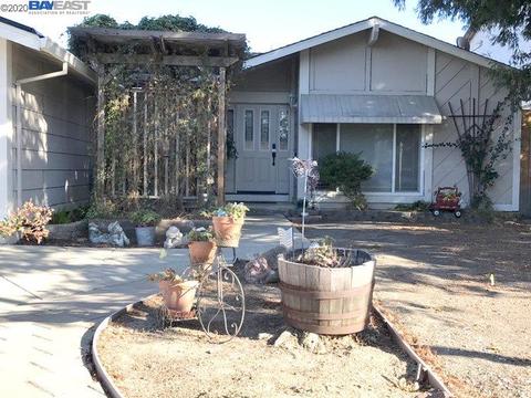 2305 Candlestick Dr, Antioch, CA 94509 photo 1
