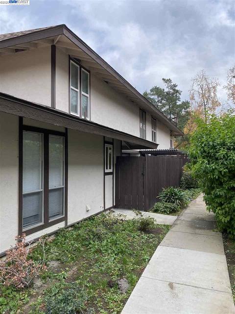 5472 Roundtree Pl #B, Concord, CA 94521 photo 1