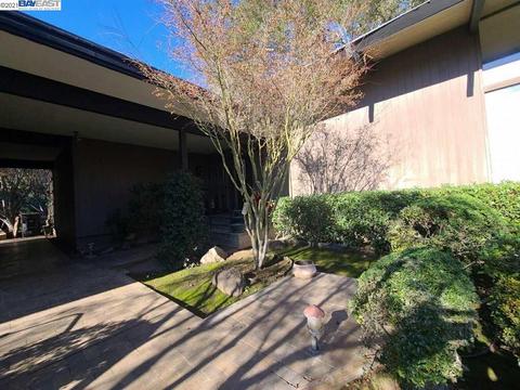 401 Oak Ln, Pleasanton, CA 94566 photo 1