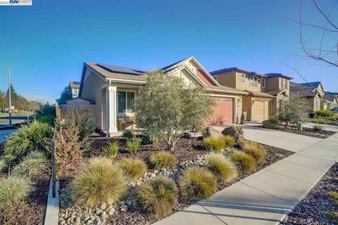 3224 Caden Dr, Modesto, CA 95355 photo 1