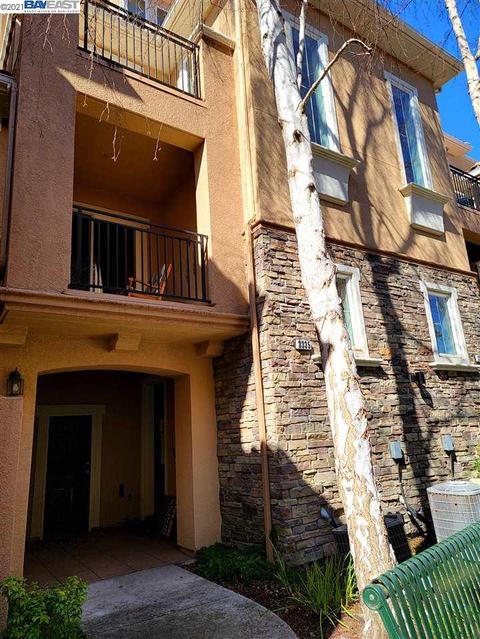 3335 Monaghan St, Dublin, CA 94568 photo 1