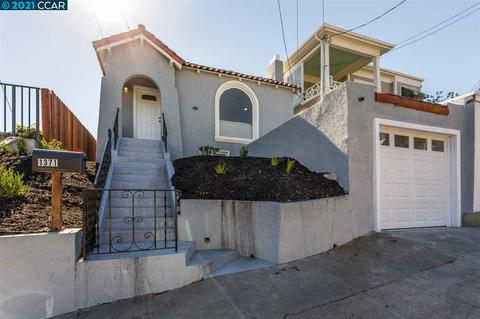 1371 E 28th St, Oakland, CA 94606 photo 1