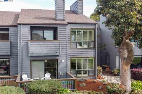 582 Kings Rd, Alameda, CA 94501 photo 1
