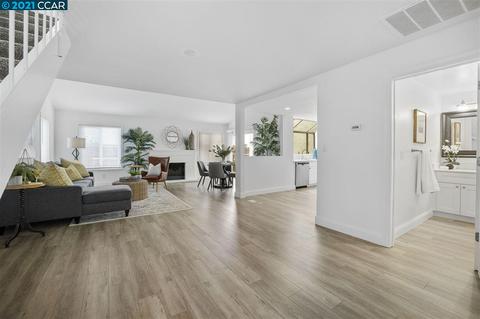 98 Edgewater Pl, Pittsburg, CA 94565 photo 1