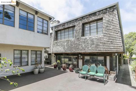 2348 Hilgard Ave, Berkeley, CA 94709 photo 1