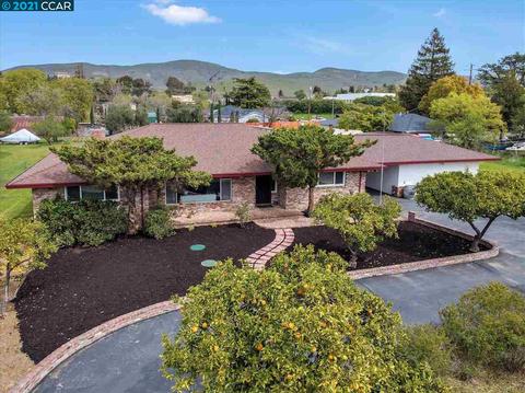 5085 Laurel Dr, Concord, CA 94521 photo 1