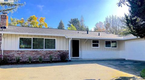 1055 Larch Ave, Moraga, CA 94556 photo 1