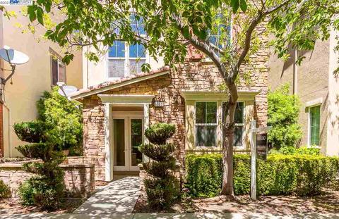 1050 Vaughn Ln, Tracy, CA 95376 photo 1