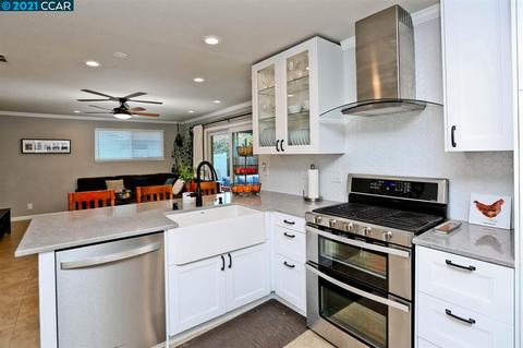 5202 Clovis Ct, Concord, CA 94521 photo 1