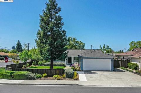 1233 Wagoner Dr, Livermore, CA 94550 photo 1