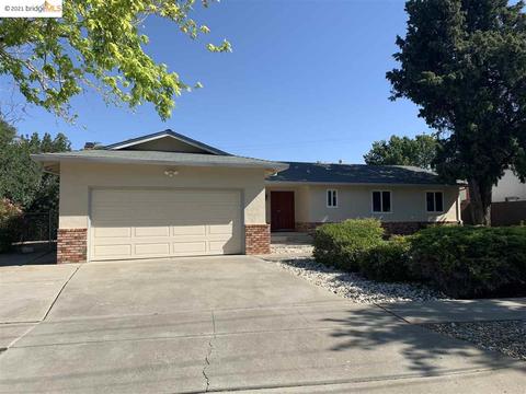 101 Ridgerock Dr, Antioch, CA 94509 photo 1