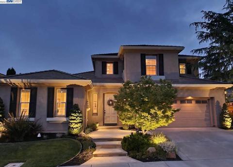 5028 Round Hill Dr, Dublin, CA 94568 photo 1