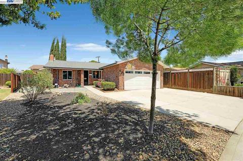 471 Hintz Ae, Tracy, CA 95376 photo 1
