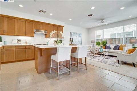 8549 Waveside Way, Newark, CA 94560 photo 1