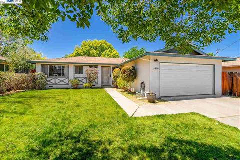 1533 Wagoner Dr, Livermore, CA 94550 photo 1