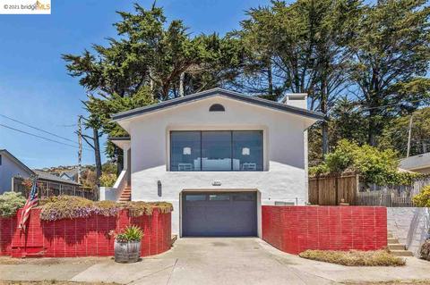 271 Clifton Rd, Pacifica, CA 94044 photo 1