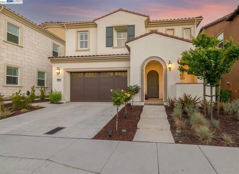 2800 Mount Dana Dr, Dublin, CA 94568 photo 1